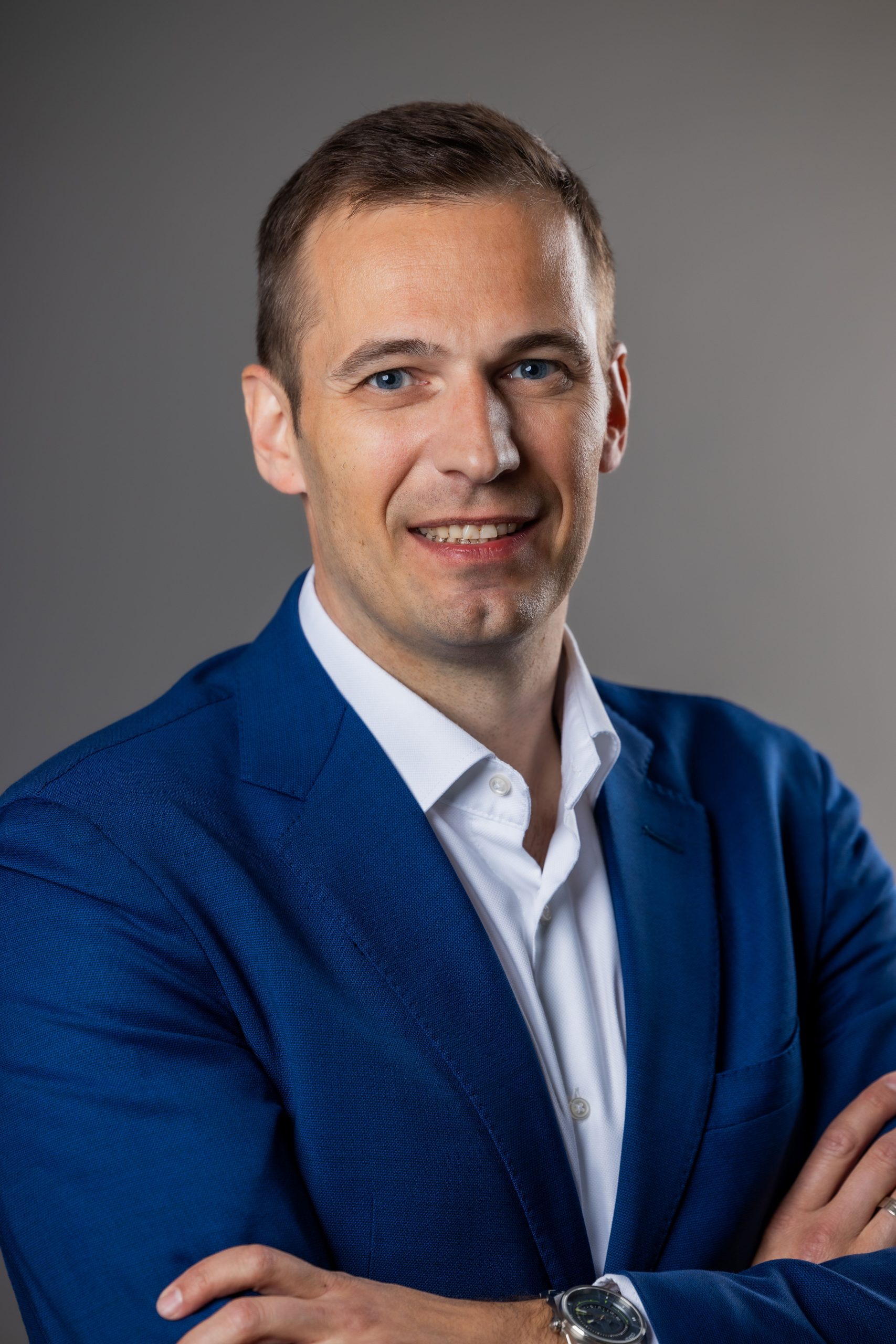 Bojan Aleksic fotografija scaled - Gostujuće predavanje Bojana Aleksića, osnivača i direktora kompanije Heating & Cooling Expert d.o.o., na temu „Preduzetnički put: Od osnivanja do kompanije sa odličnim bonitetom“ Bojan Aleksic fotografija scaled - Gostujuće predavanje Bojana Aleksića, osnivača i direktora kompanije Heating & Cooling Expert d.o.o., na temu „Preduzetnički put: Od osnivanja do kompanije sa odličnim bonitetom“